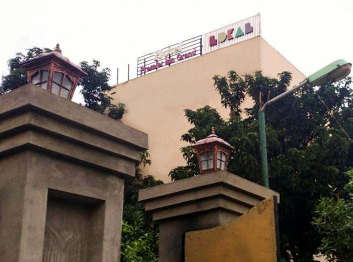 Lokal Rooms X Gulberg Lahore Exterior foto